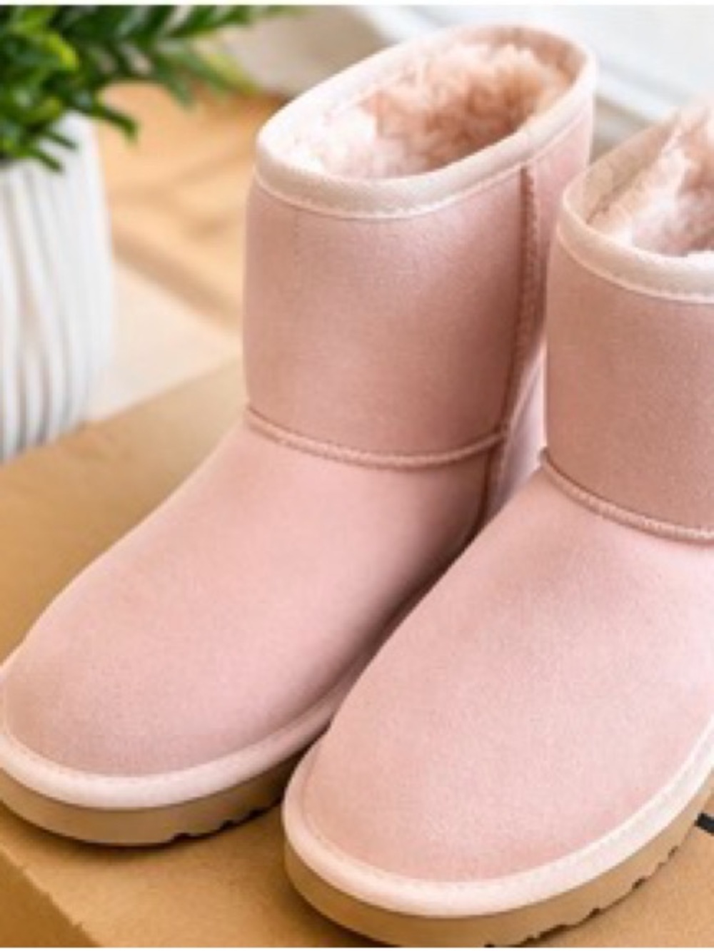 Plush Cozy Women's Short Winter Boots - Blush Pink
